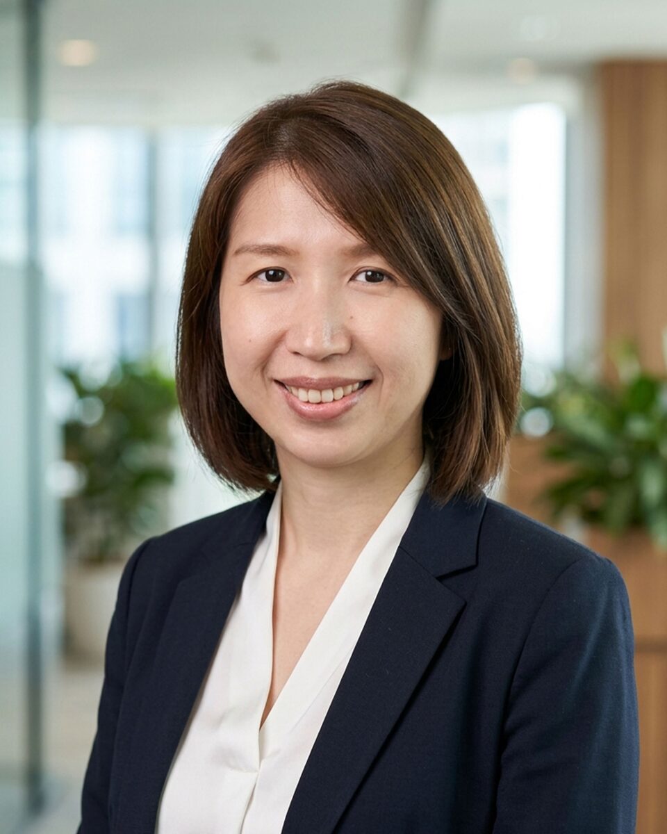Uginn Yeoh (Yeoh Siew Cing), Finance & Administration, Passive Altitude